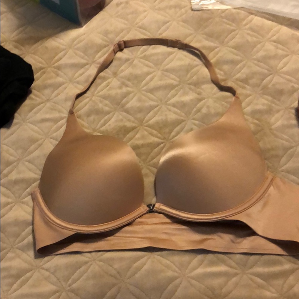 Brassiere